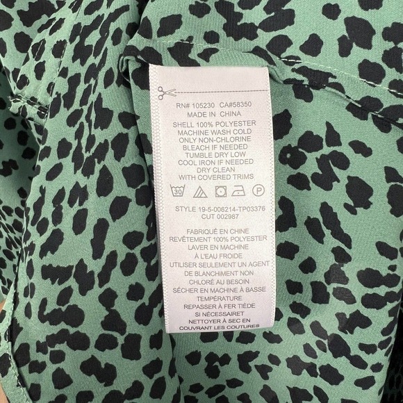 Equipment Slim Signature Button Up Shirt Top Size Large Green Animal Print - Picture 10 of 11